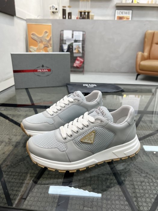 Кроссовки мужские