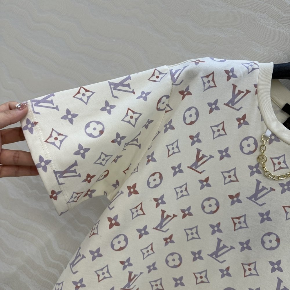 Футболка жіноча фото 4