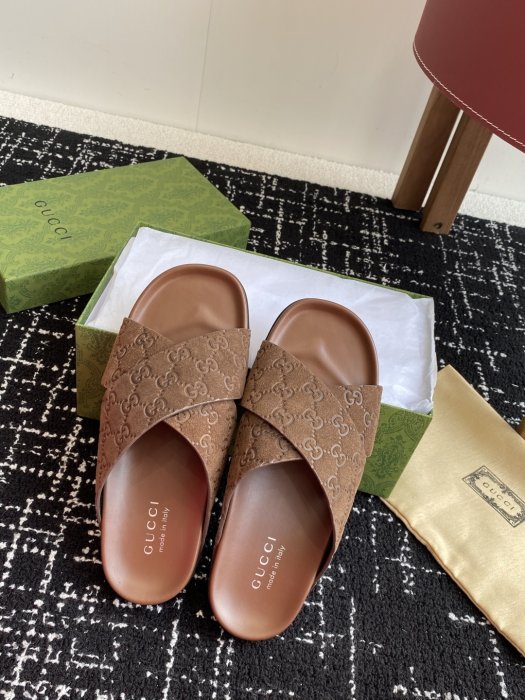 Шлепанцы фото 4