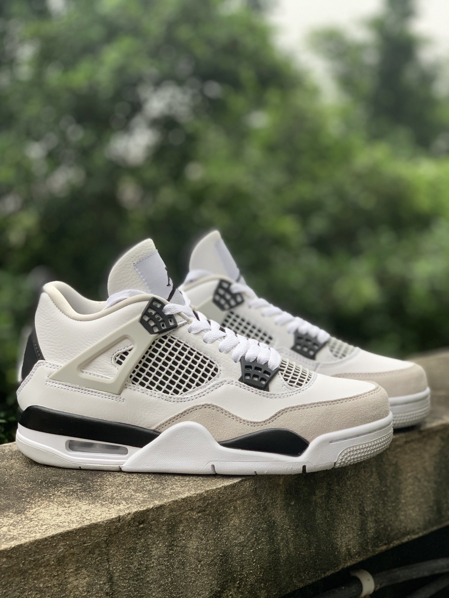 Кроссовки Air Jordan 4 Retro DH6927-111