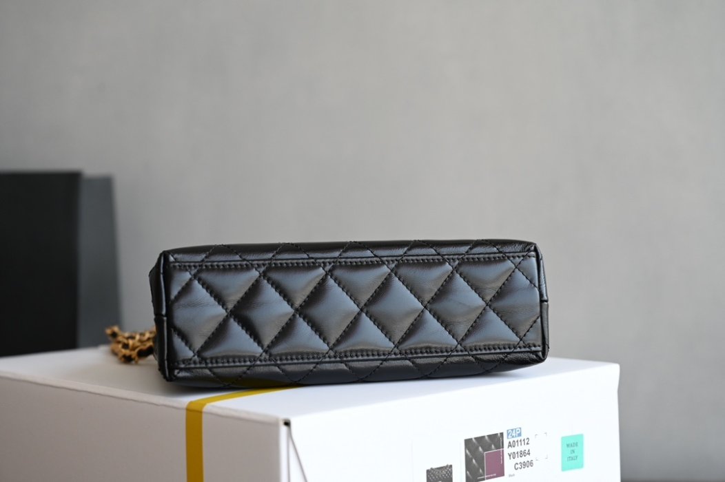 Сумка жіноча CHANEL 24A Kelly 19 см фото 3