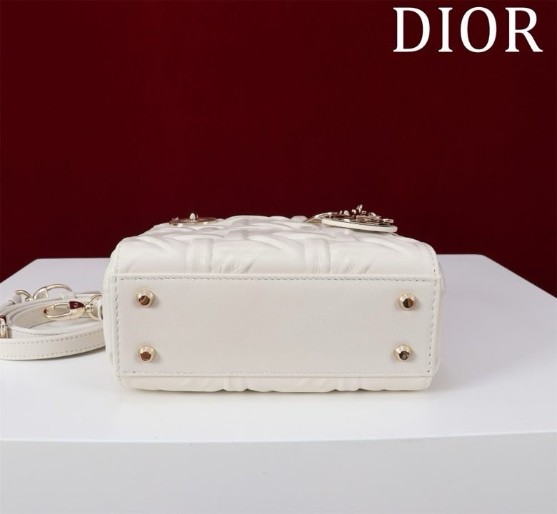 Сумка шкіряна Lady Dior 17 см фото 6