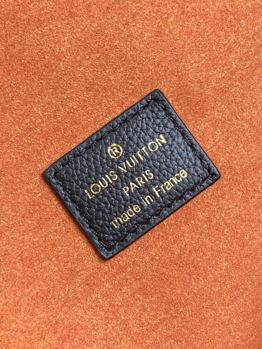 Сумка жіноча Low Key Hobo 47 см фото 9