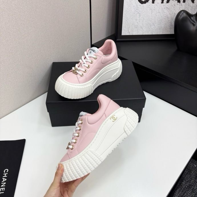 Кроссовки женские фото 5