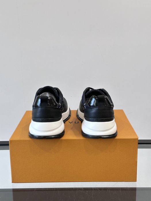 Кроссовки мужские фото 8