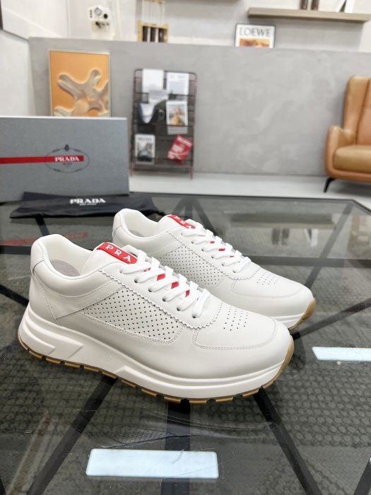 Кросівки чоловічі фото 2