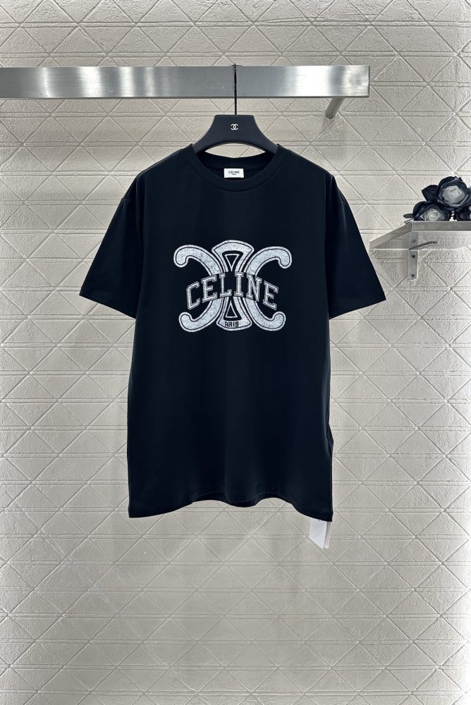 Футболка женская