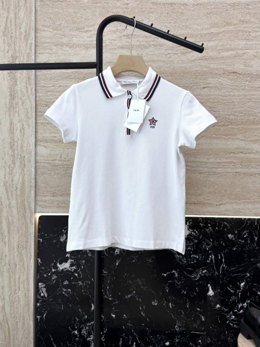 Футболка женская