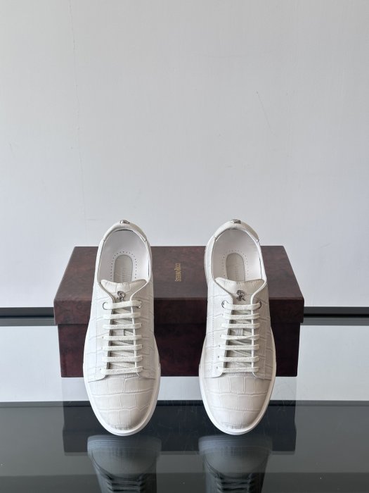 Кроссовки фото 6