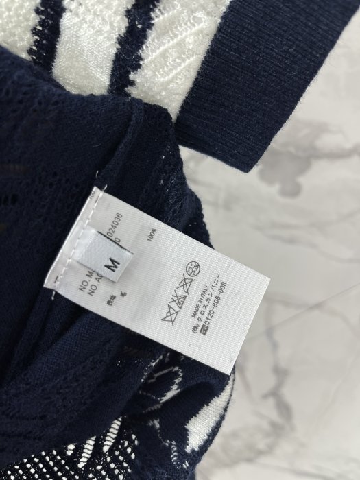 Футболка жіноча фото 8