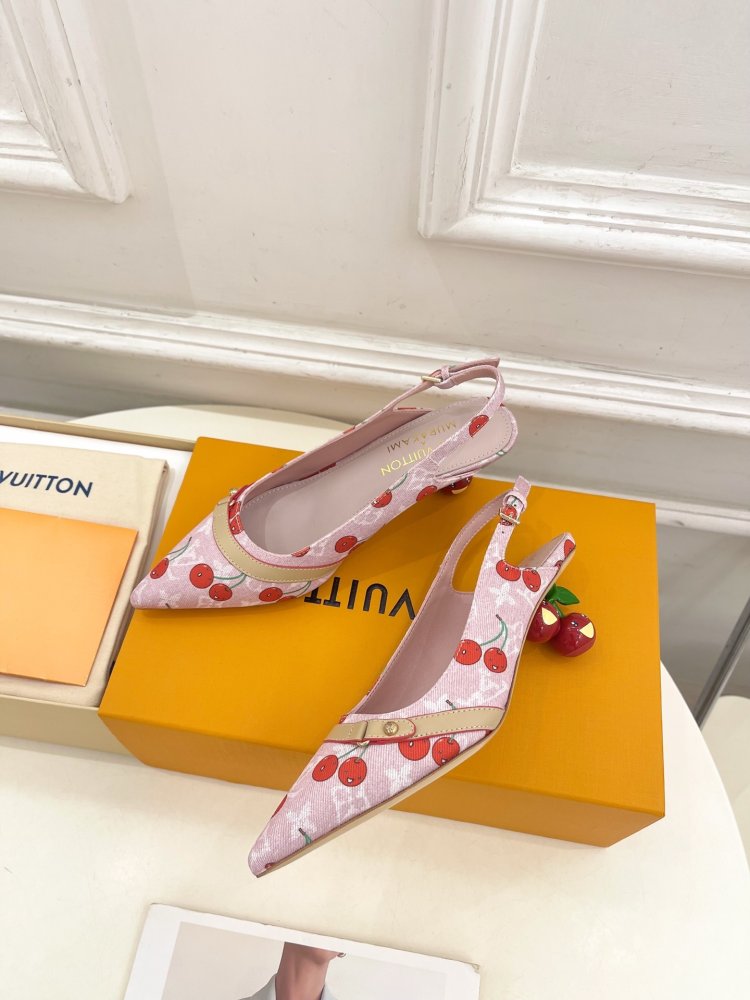 Босоніжки фото 3