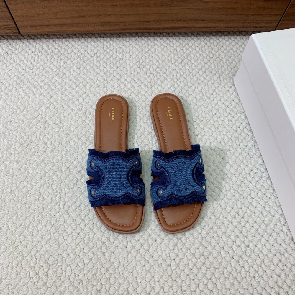 Шльопанці жіночі