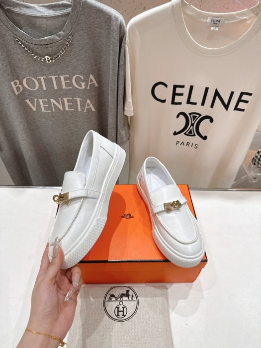 Лоферы женские фото 4