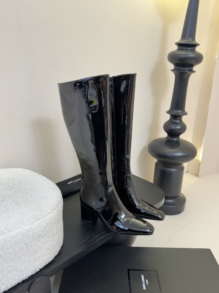 Чоботи жіночі фото 2