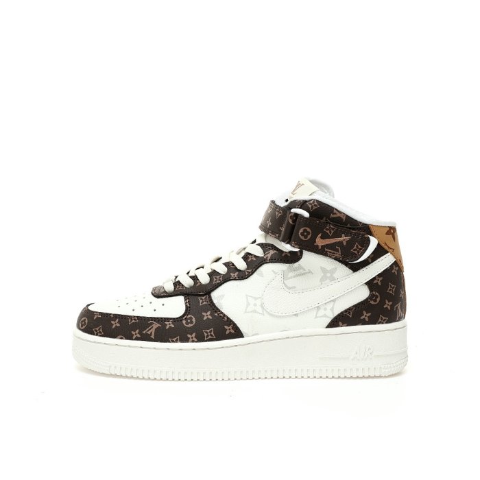 Sneakers Air Force 1 07 LV8 Mid
