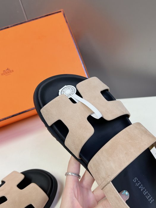 Сандалі жіночі фото 7