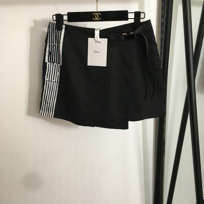 Шорти жіночі