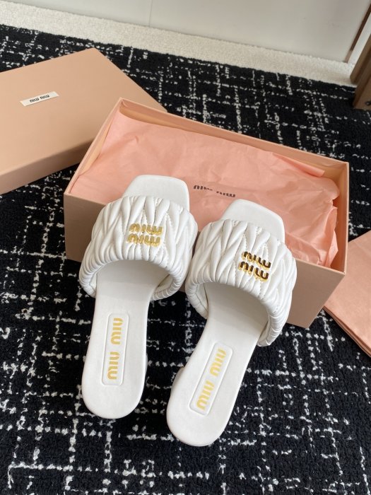 Босоножки фото 4