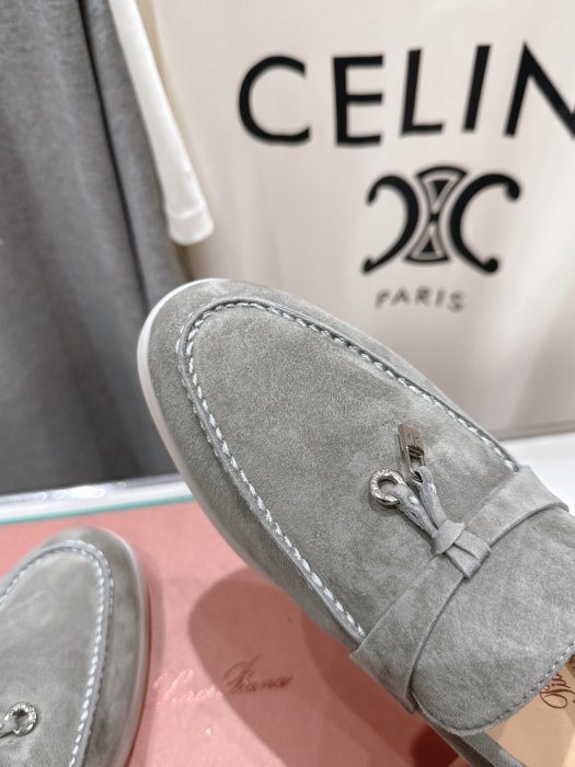 Лоферы женские фото 7