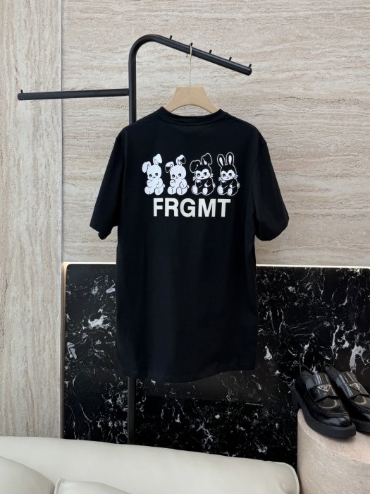 Футболка жіноча фото 2