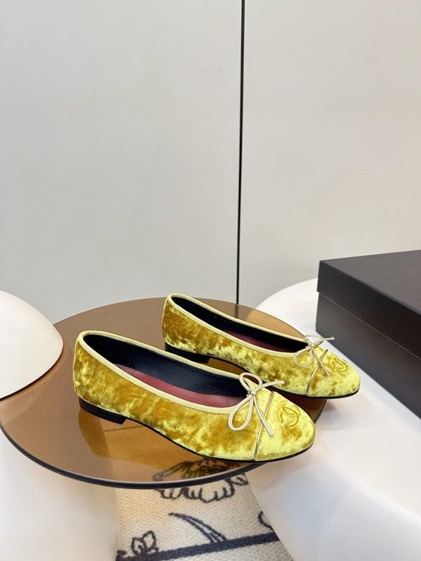 Балетки Chanel 26X из бархата