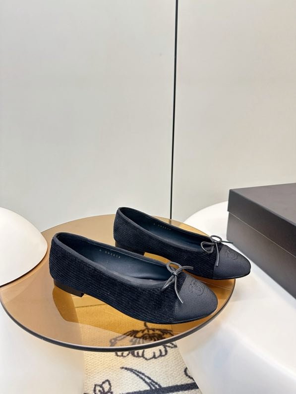 Балетки Chanel 26X из бархата