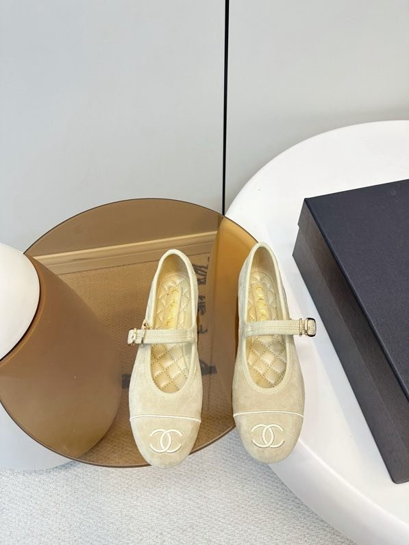 Балетки Chanel 26X из бархата фото 2