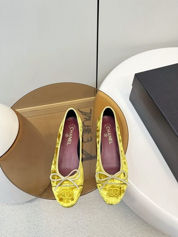 Балетки Chanel 26X из бархата фото 4