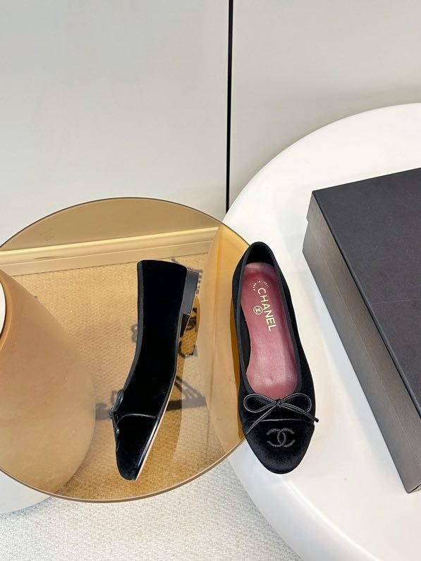 Балетки Chanel 26X из бархата фото 5