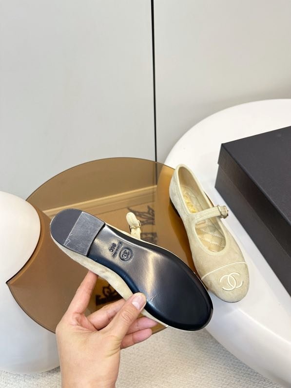 Балетки Chanel 26X из бархата фото 6