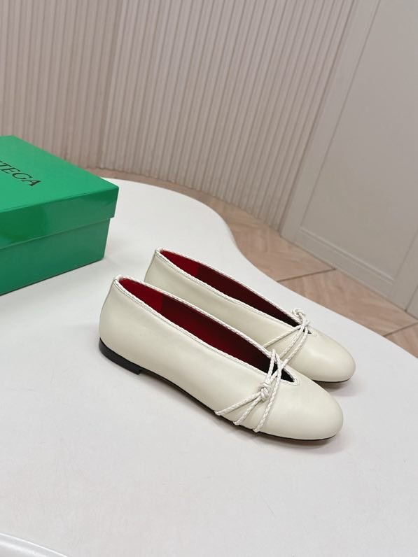 Балетки кожаные