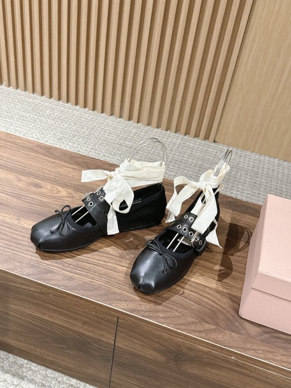 Ballet shoes leather