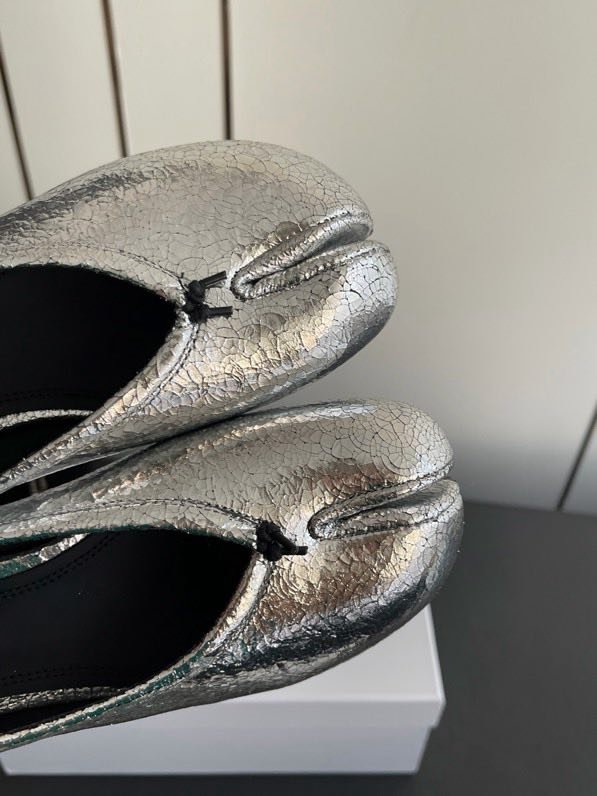 Балетки с раздвоенным носком фото 2