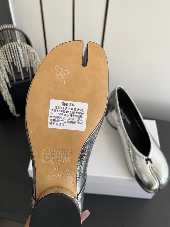 Балетки с раздвоенным носком фото 7