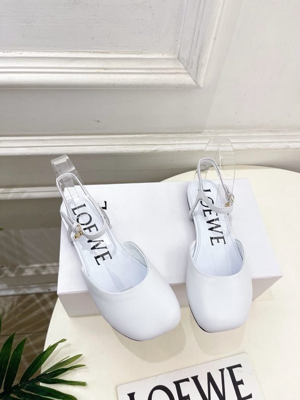 Балетки с ремешком