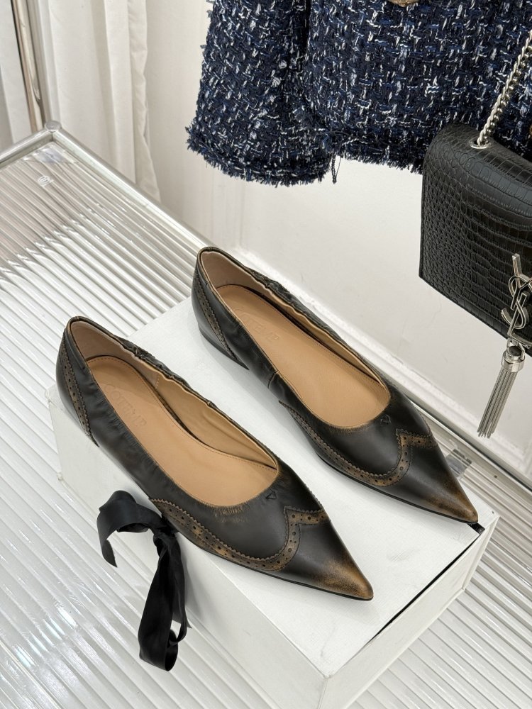 Балетки сірі жіночі шкіра з гострим носком і декоративної прострочкою класичні вінтажні фото 3