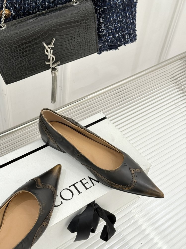 Балетки сірі жіночі шкіра з гострим носком і декоративної прострочкою класичні вінтажні фото 5