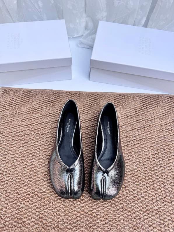 Балетки tabi шкіряні