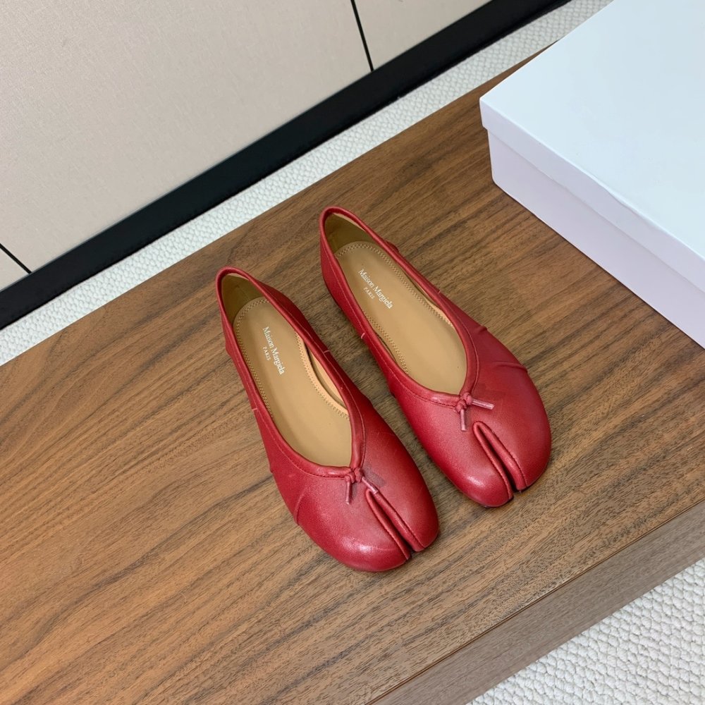 Балетки Tabi с раздвоенным носком фото 2