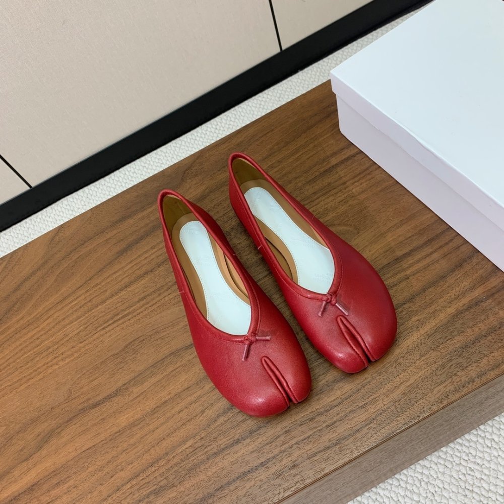 Балетки Tabi с раздвоенным носком фото 2