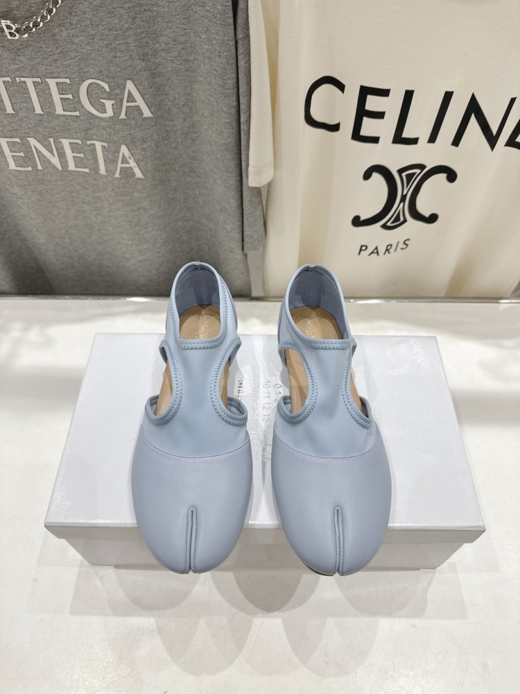 Балетки tabi с раздвоенным носком фото 2