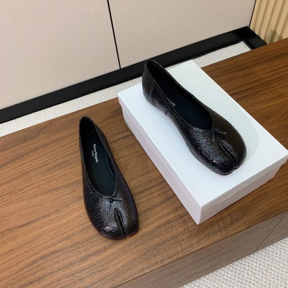 Балетки Tabi с раздвоенным носком фото 5