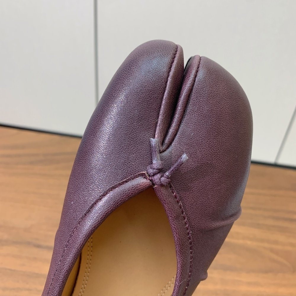 Балетки Tabi с раздвоенным носком фото 6