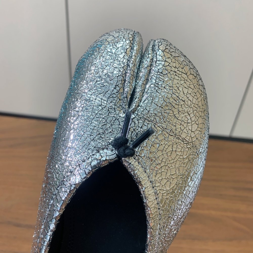 Балетки Tabi с раздвоенным носком фото 6