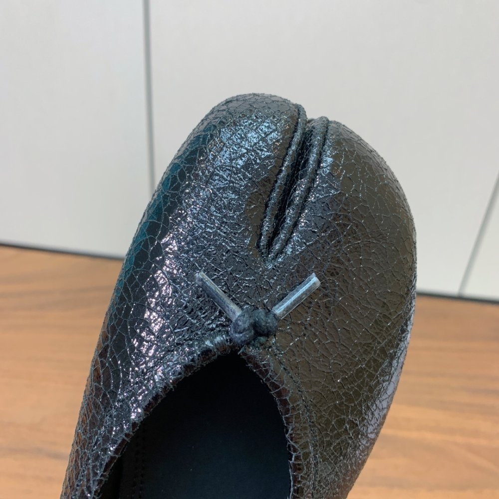 Балетки Tabi с раздвоенным носком фото 6