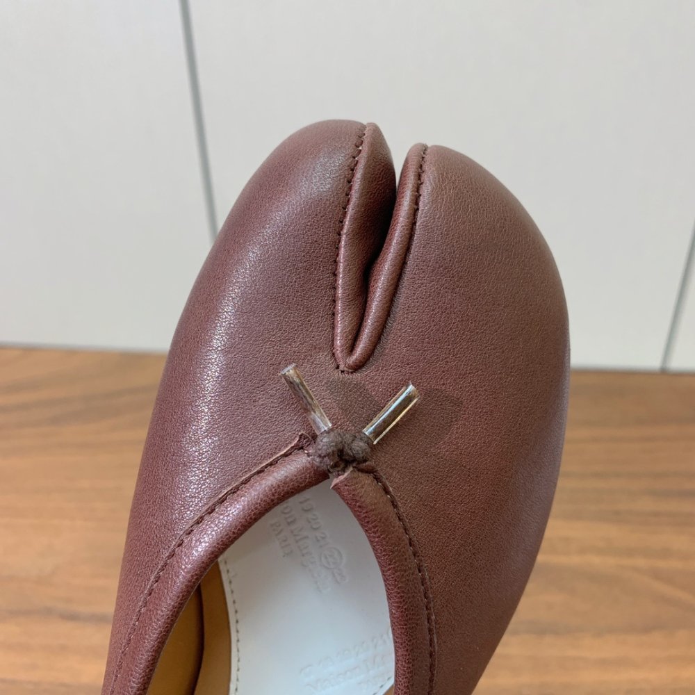 Балетки Tabi с раздвоенным носком фото 6