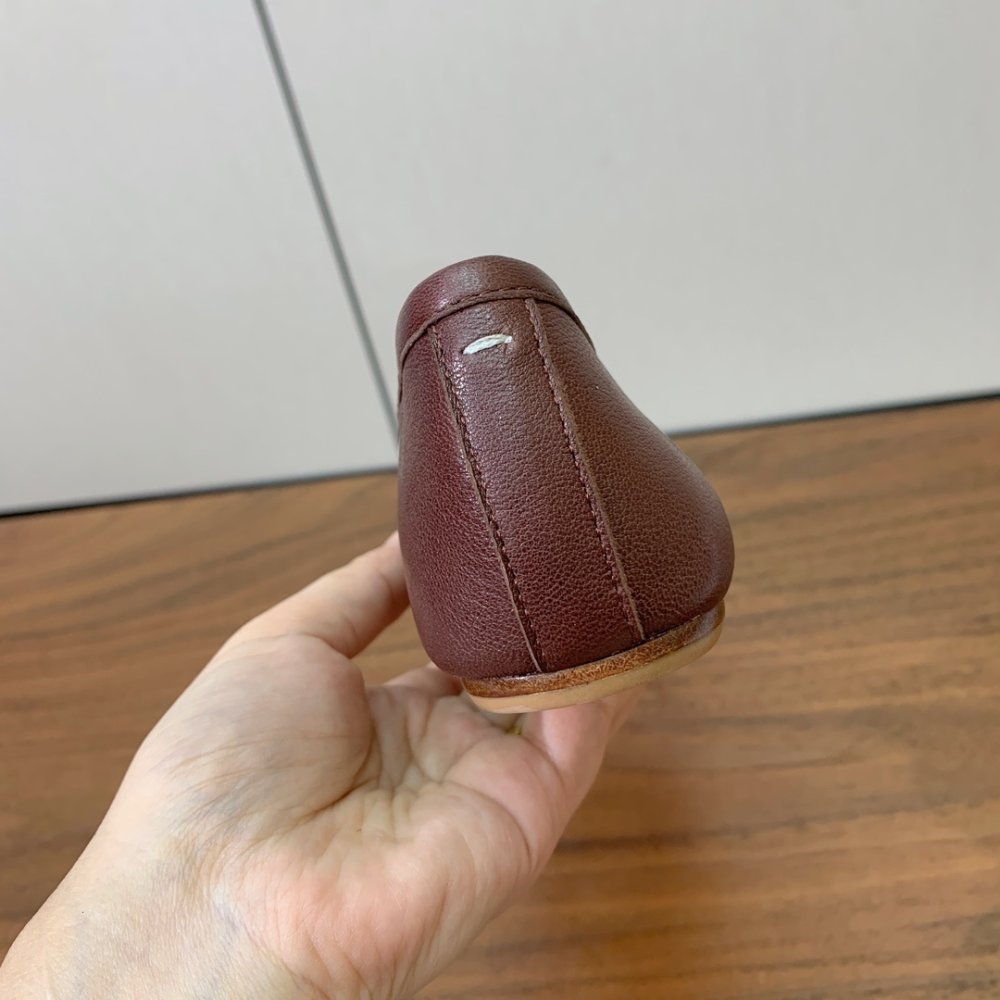 Балетки Tabi с раздвоенным носком фото 7