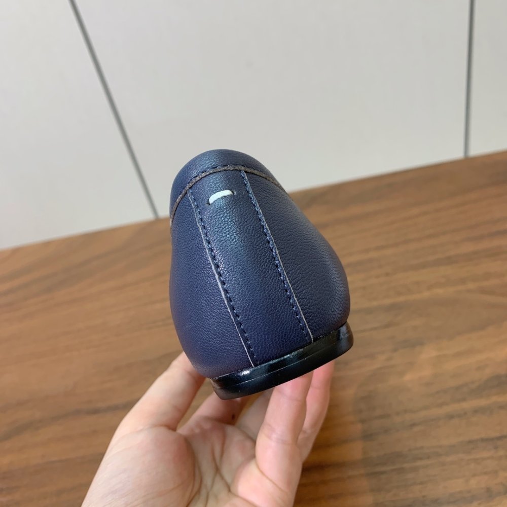 Балетки Tabi с раздвоенным носком фото 7