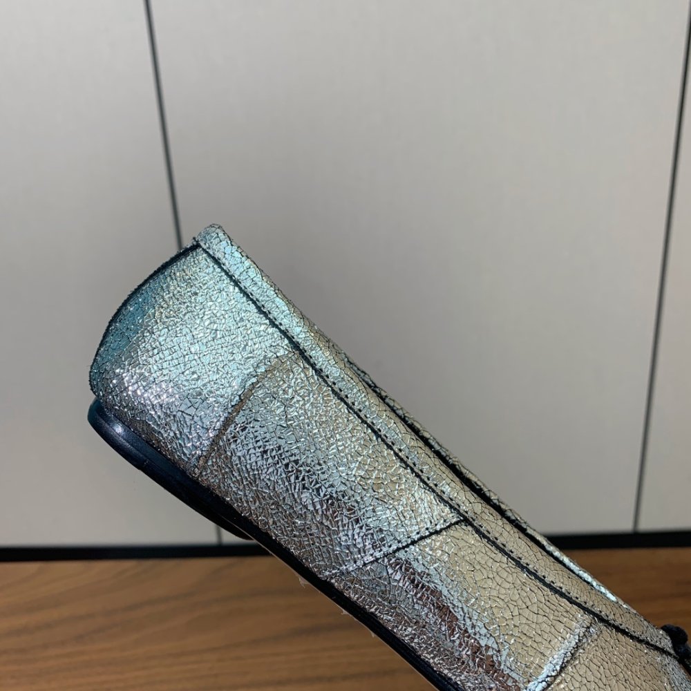 Балетки Tabi с раздвоенным носком фото 8