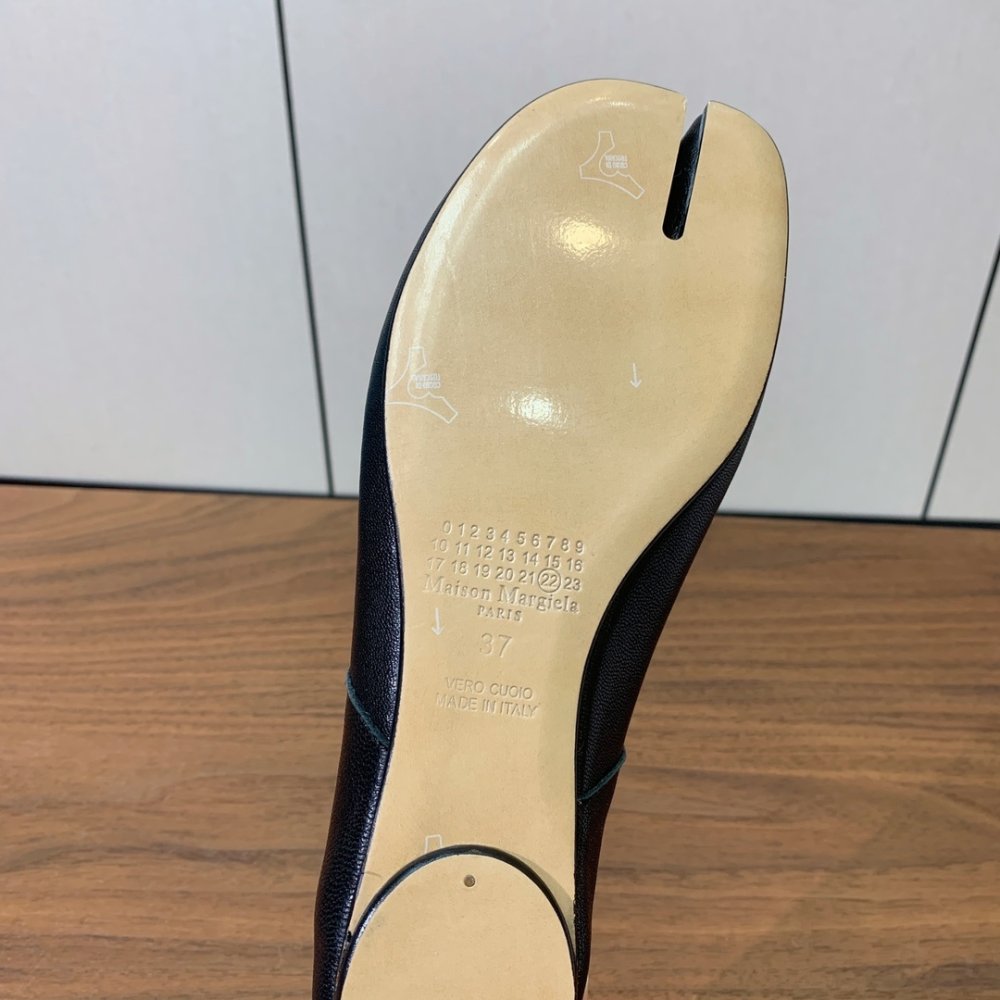 Балетки Tabi с раздвоенным носком фото 8